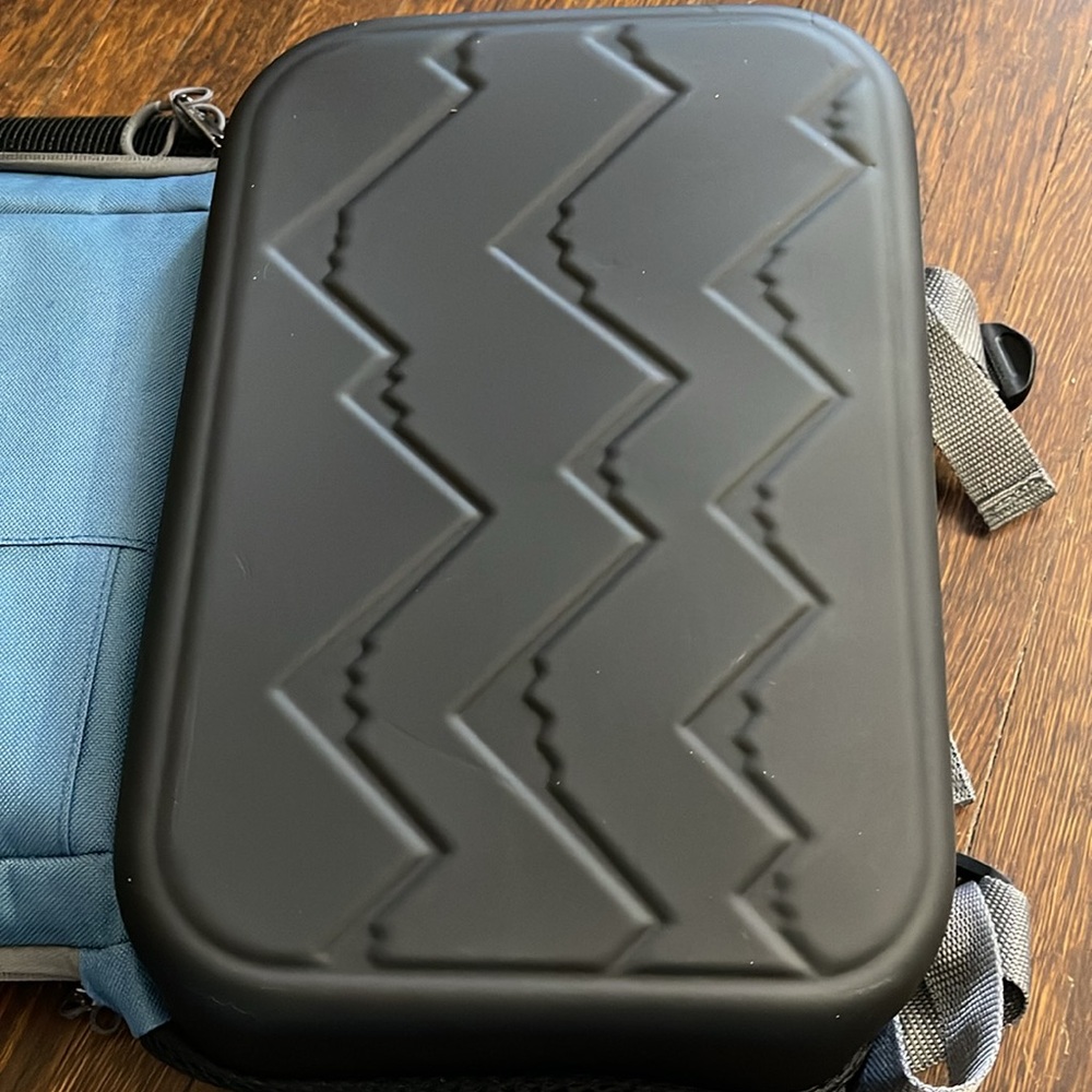 NWT Sherpa Elevation Pet Backpack Carrier *ALL PROCEEDS GO TO ANIMAL RESCUE* - Picture 15 of 16